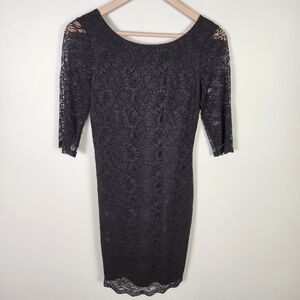 NWOT Banana Republic Black Lace Sheath Dress 3/4 Sleeve Scallop Hem Size 0 #0603